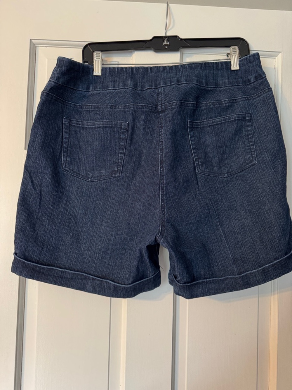 Soft Surroundings Dark Indigo Denim Cuffed Shorts size L - Picture 3 of 5